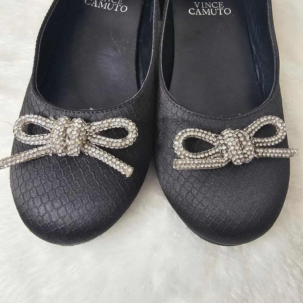 Vince Camuto Black Dress Shoe Girls Youth Size 2‎ Ankle Strap Silver Bows Heel